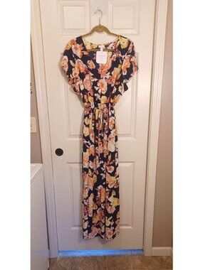 Ingrid & Isabel Maternity Size XXL Blue and Pink Floral Maxi Dress New with Tag